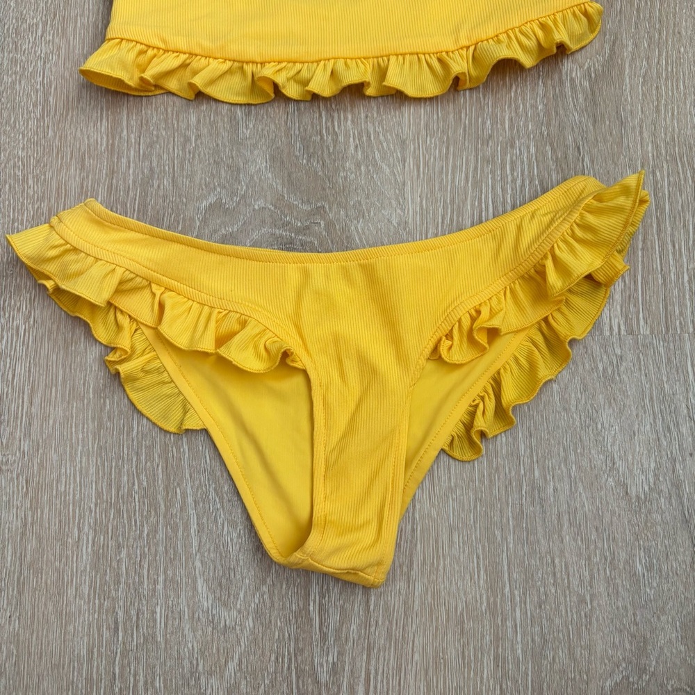 Tularosa Ruffle Bikini - Picture 6 of 8